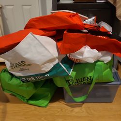 Dozens of thermal bags for food. $2 a piece.