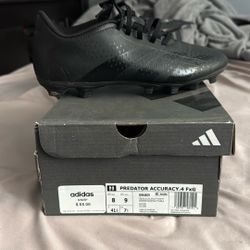 Predator Accuracy Soccer Cleats