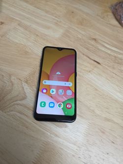 Samsung a01****32gb****unlock ANY Sim