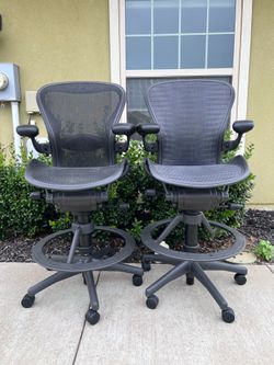 Herman miller aeron standing desk chair / office chair / fully loaded/posture fit lumbar