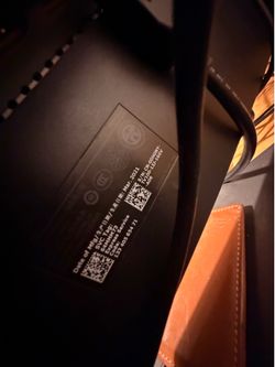 Dell S3220DGF is a highly rated 31.5-inch curved gaming monitor