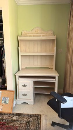 Wood desk with hutch