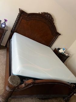 Solid wood & marble bedroom set 4-pieces