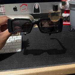 Off white Cady Shades 