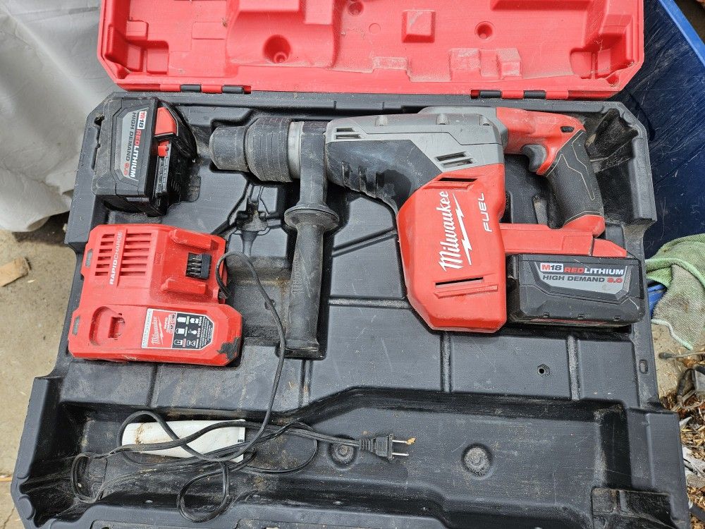 M18 Rotary Hammer