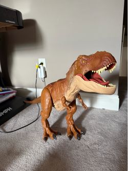 Jurassic World Tyrannosaurus Rex Super Colossal Action Figure