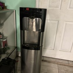 Water Dispenser