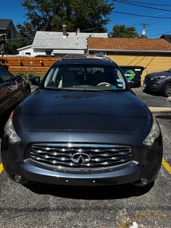Infiniti fx35