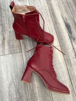 Botas