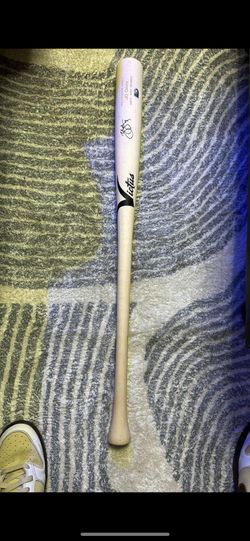 Victus Wood Baseball Bat