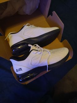 40$ new size 10 sneakers