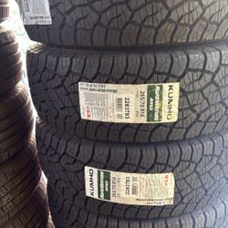 265/70/16 Kumho Tires 🛞