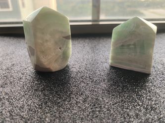 Kiwi Calcite Mini Towers