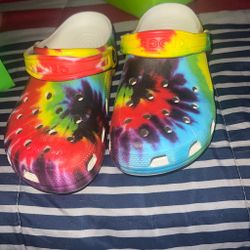 crocs