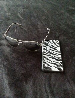 iPhone 6s Zebra phone cover & sunglasses