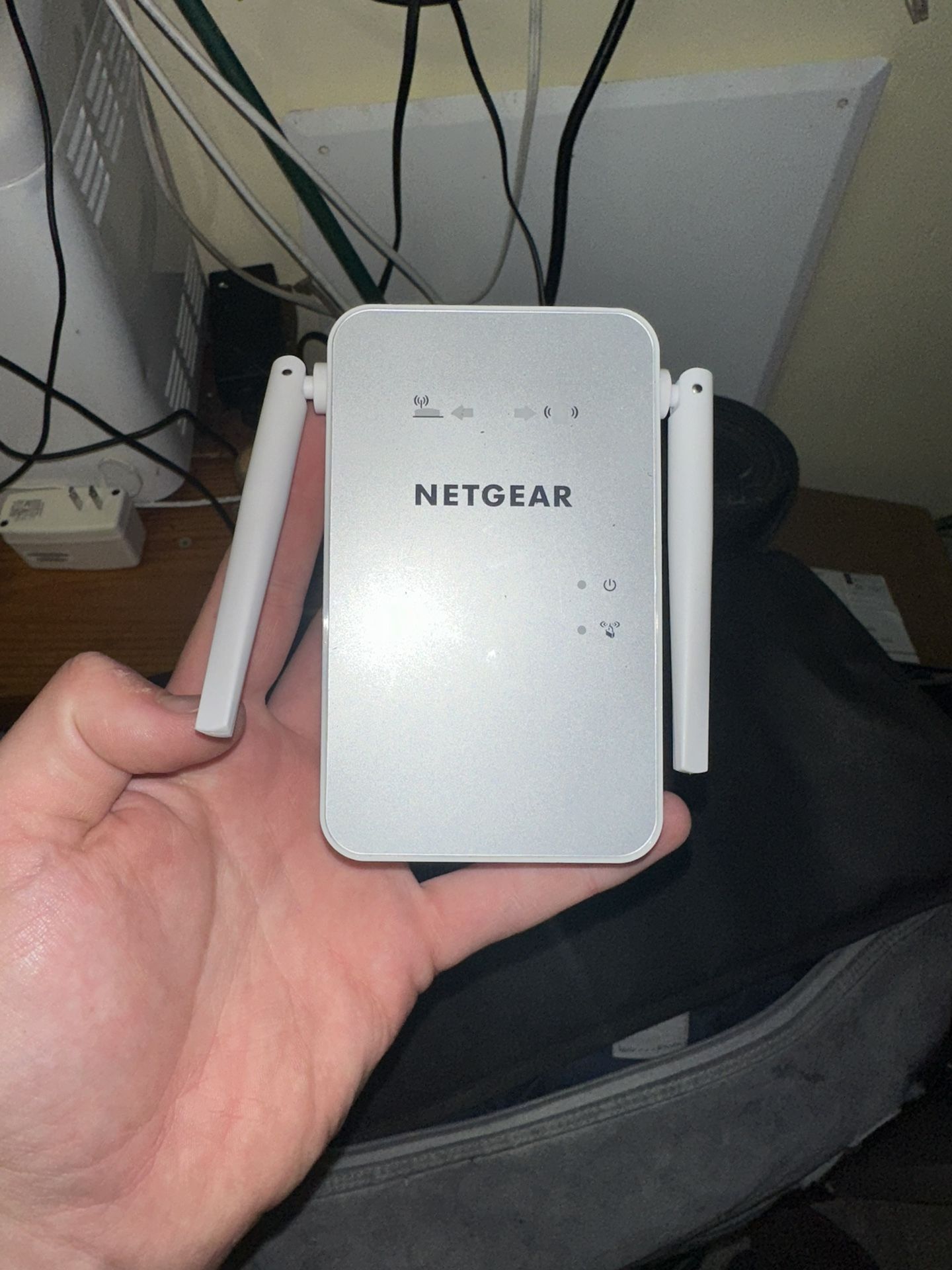 Netgear AC1200 Wi-Fi Range Extender 