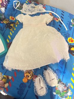 Lace dress for baby girls, christening gown set with hood and lace shoes