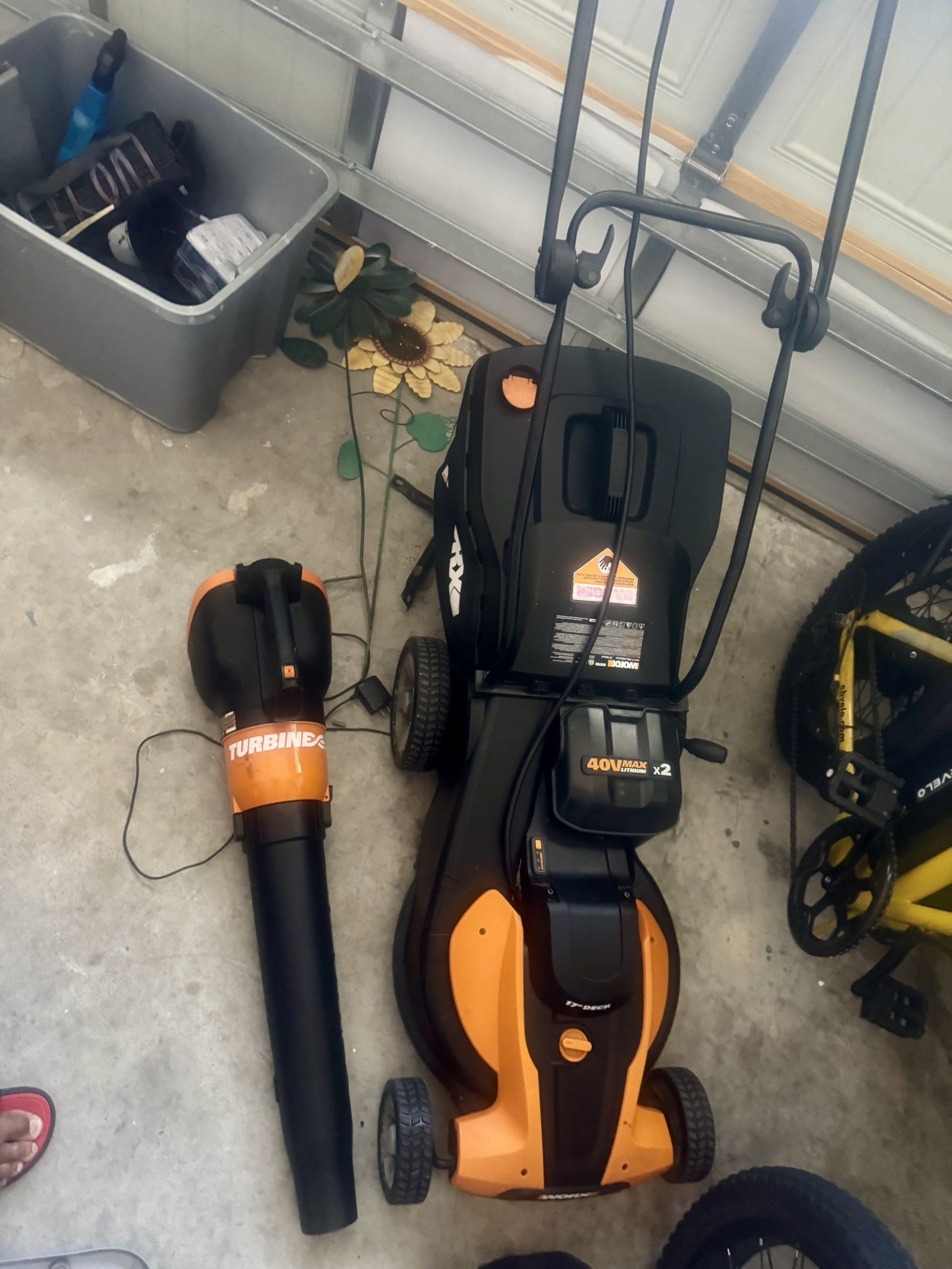 WORX Cordless Lawn Mower & Blower Combo