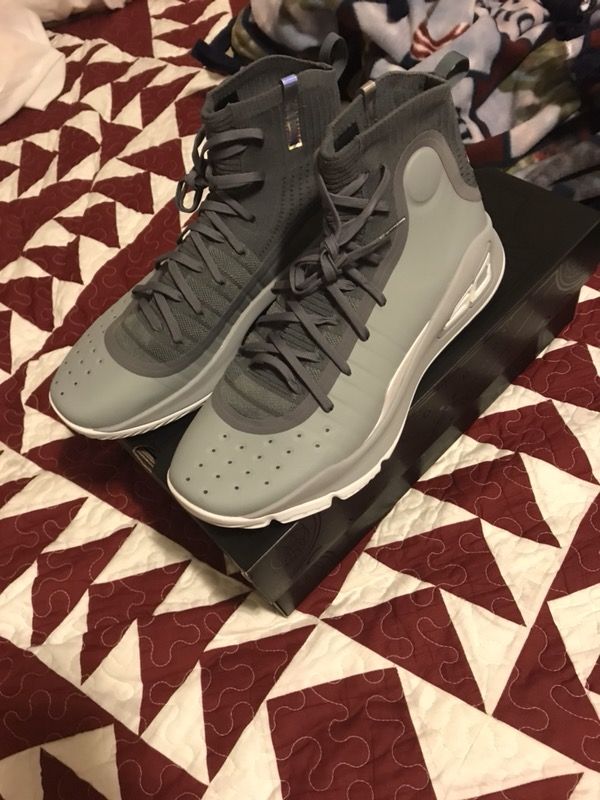 Under Armour CURRY 4