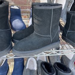 Women Size 5 KOOLABURRA By Ugg New 