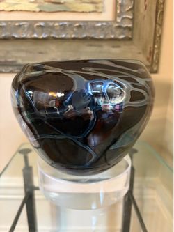 Studio hand blown dark glass swirled iridescent pattern bowl 6”x 6”