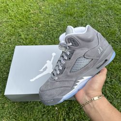 Air Jordan 6 Retro Wolf Grey 