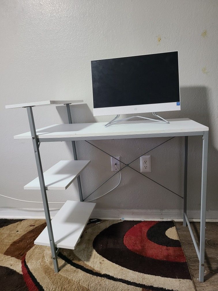 Office desk-- Moving sale‼️ Orlando
