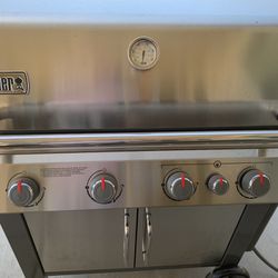 Weber GENESIS S-435 GAS GRILL (NATURAL GAS)