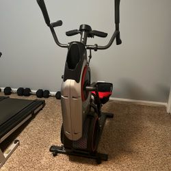 Elliptical Bow flex Max Trainer