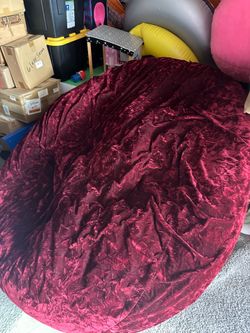 BEANBAG LOVESAC