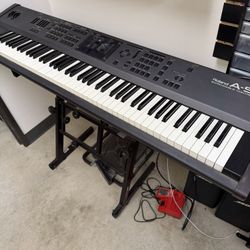 Roland A90 Keyboard 