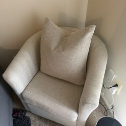 Plush Heavy Duty Love Seat With Pillow