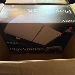 30th Anniversary PS5