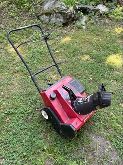 Toro snow blower CCR 2400