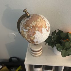 Globe Decoration 