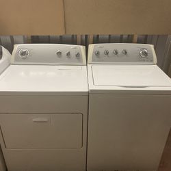 Whirlpool Washer And Dryer Set