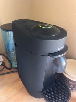 Nespresso Vertuo Coffee Machine  works great plus 2 pod maker