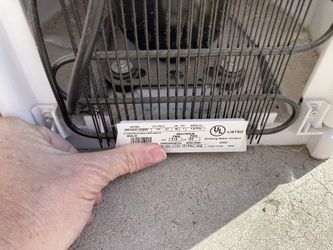 Nestle Water Dispenser - Works Great 5 Gallon 