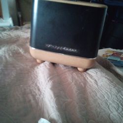 6.
Can mini Fridge