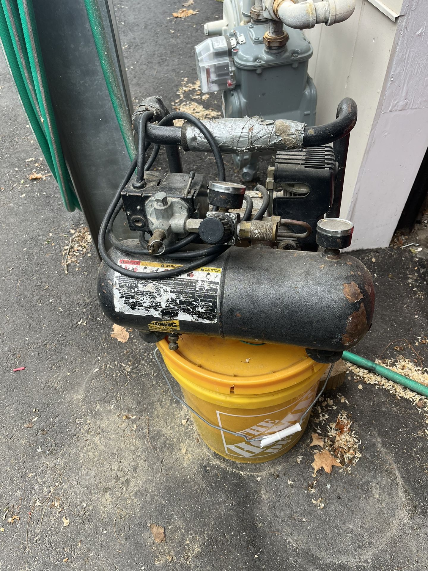 One horsepower trim, nailer compressor