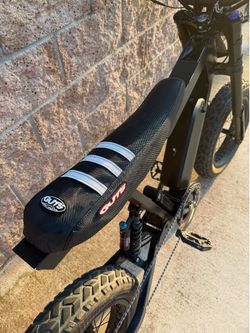 P51 Ace e-bike guts seat cover