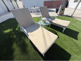 BEAUTIFUL WHITE CAST ALUMINUM PATIO LOUNGE CHAIR SETS