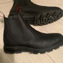 Work boots Red back New Size 12 