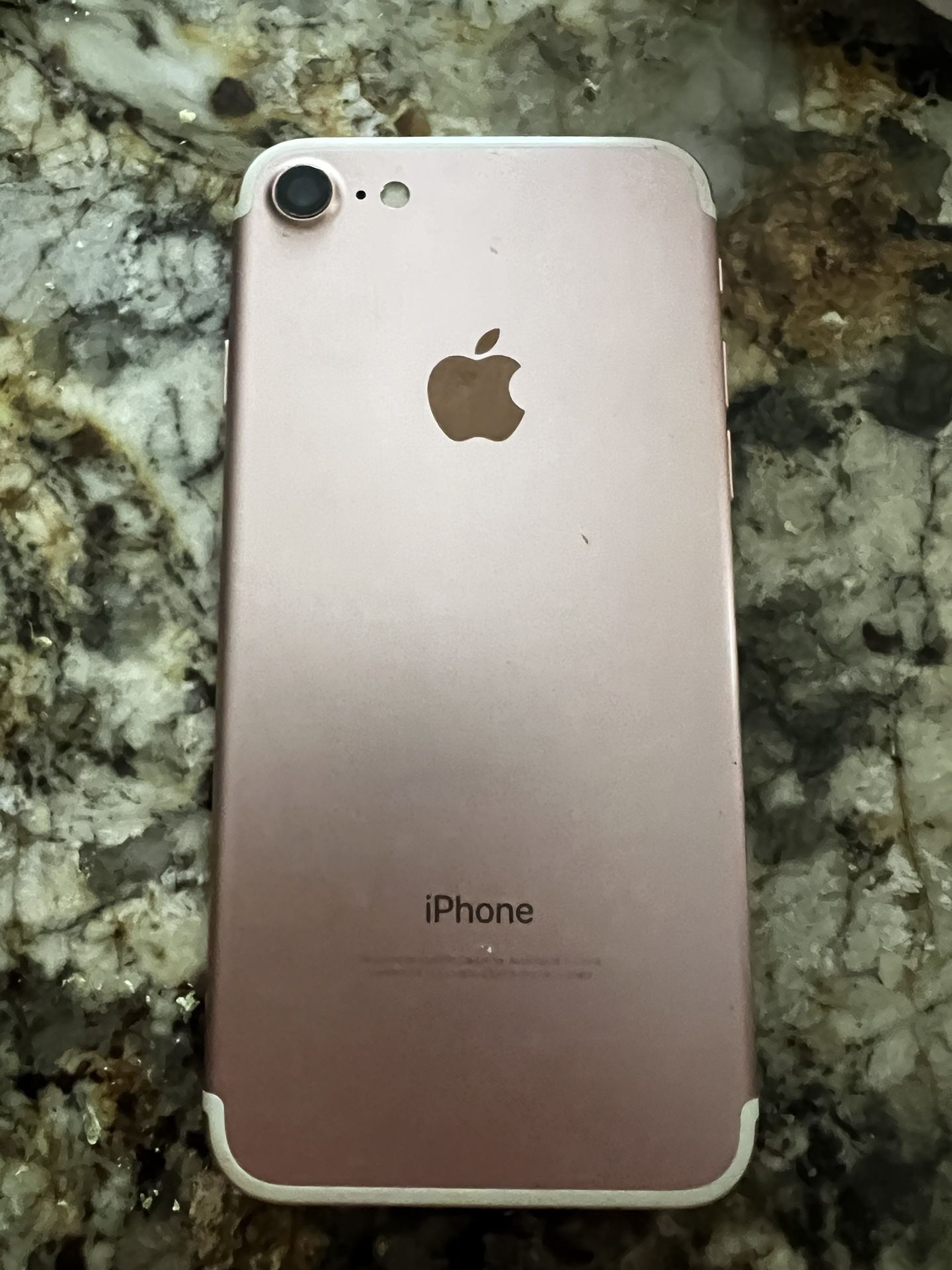 iPhone 7 Locked (pink)