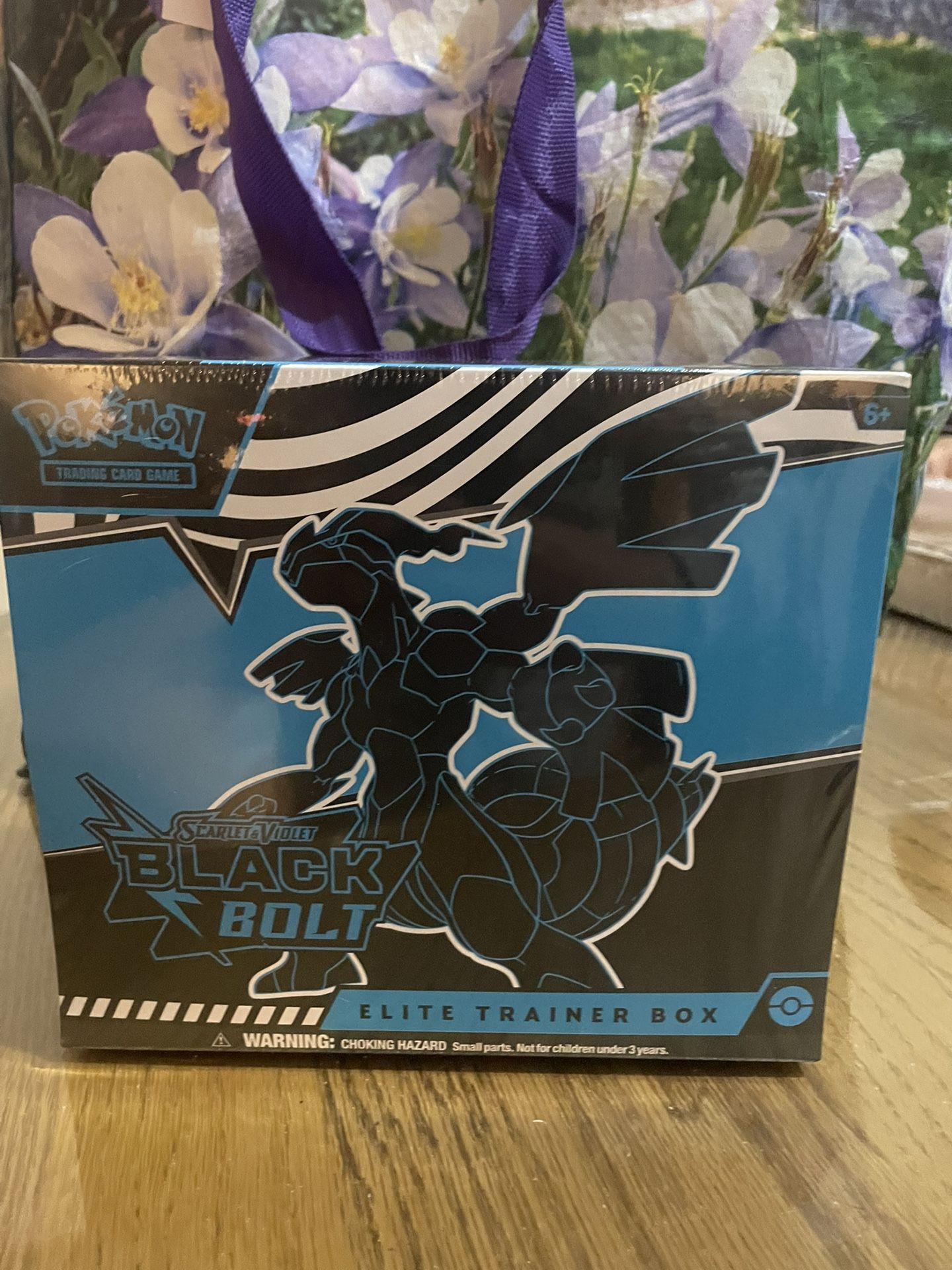 Black bolt ETB BOX 