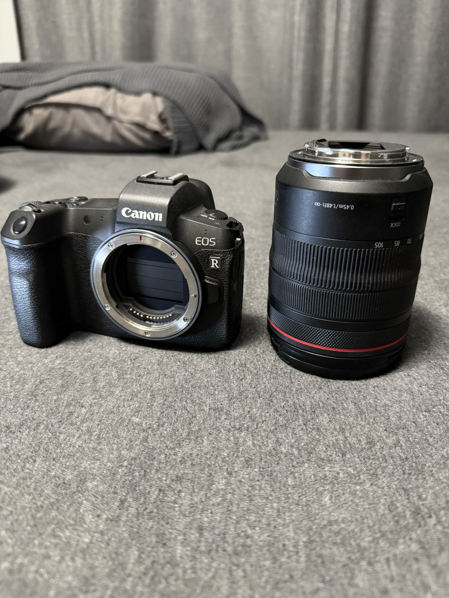 Canon EOS R + RF 24-105mm f/4 USM Lens