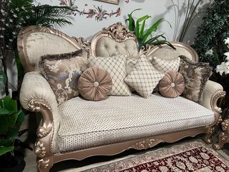 Baroque Style Loveseat Sofa with Carved Frame