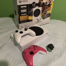 Xbox Series S Gilded Hunter Bundle (trade for 29in bike)