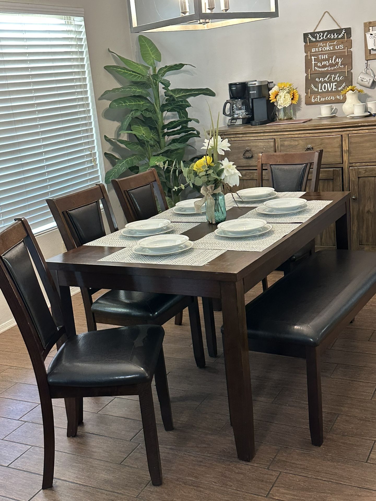 Dining Room Table Set
