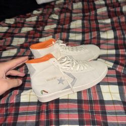 bugs Bunny Converse Limited Edition